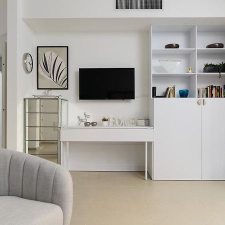 Quiet Hideaway & Terrace Near Beach By Feelhome Tel-Aviv Kültér fotó