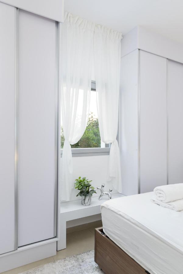 Quiet Hideaway & Terrace Near Beach By Feelhome Tel-Aviv Kültér fotó